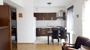 Camera de zi+bucatarie (open space)