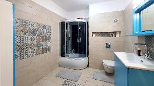 Baie 1 (la dormitorul matrimonial)